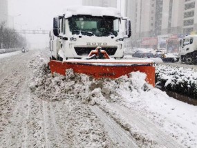 济南启动清雪一级应急 全力保障道路畅通