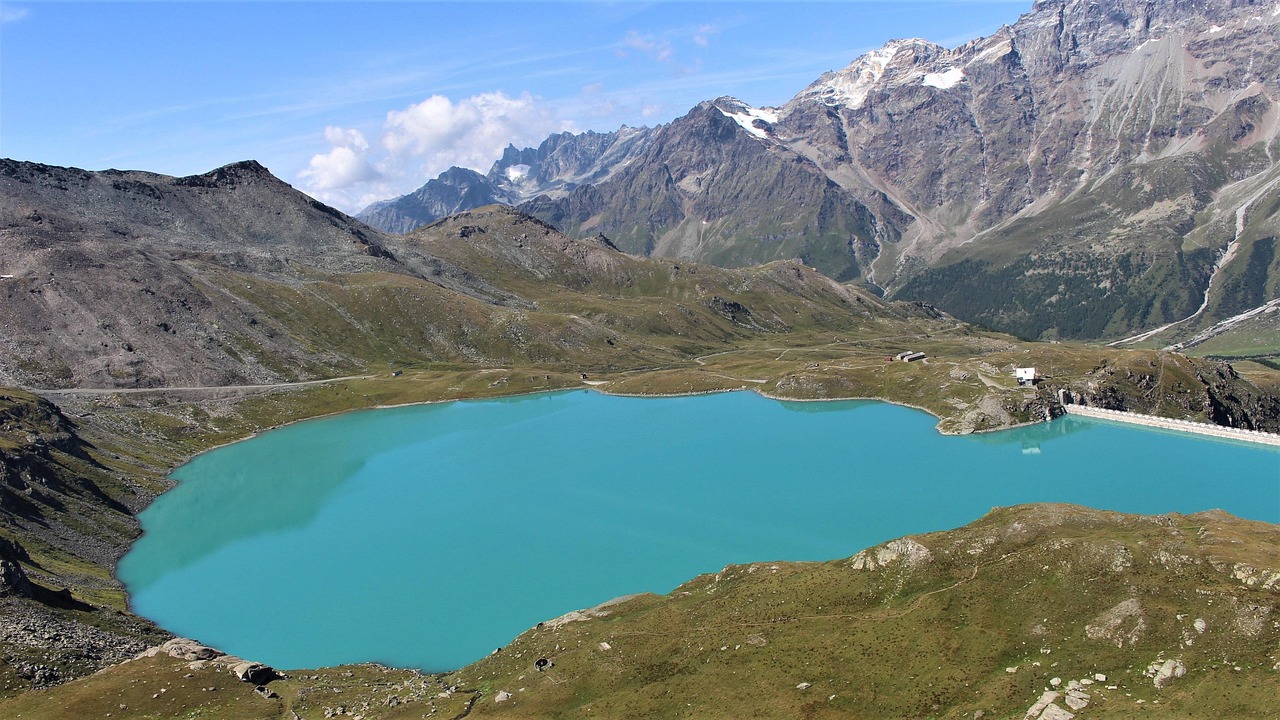 云南旅游风景，当地人眼中的绝美风光与旅行攻略